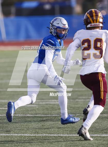 Thumbnail 2 in Broomfield vs Windsor (CHSAA 4A Playoffs Rd of 16) photogallery.