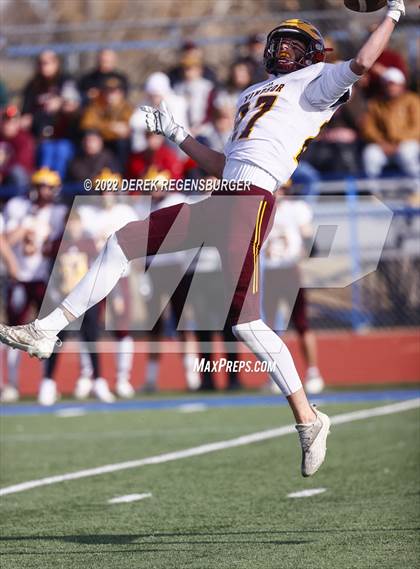 Thumbnail 1 in Broomfield vs Windsor (CHSAA 4A Playoffs Rd of 16) photogallery.