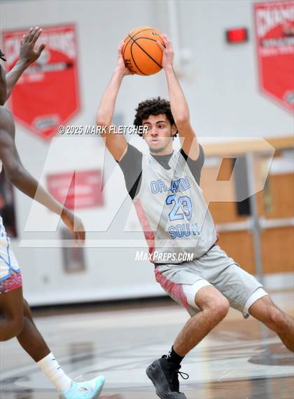 Thumbnail 2 in Rockledge vs Boone (Barracuda New Years Shootout) photogallery.