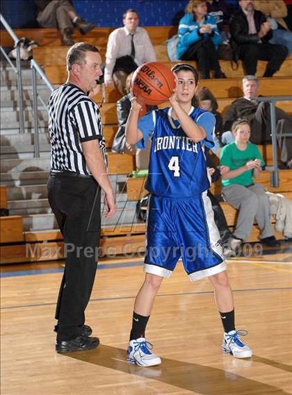 Thumbnail 2 in Frontier @ West Seneca West photogallery.