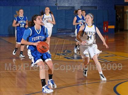 Thumbnail 3 in Frontier @ West Seneca West photogallery.