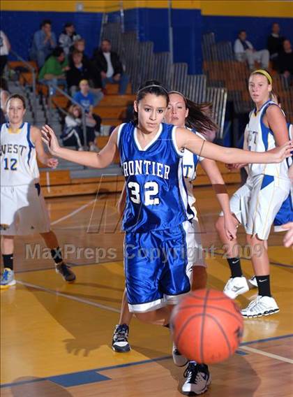 Thumbnail 3 in Frontier @ West Seneca West photogallery.