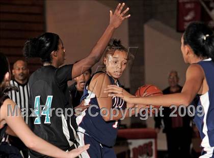 Thumbnail 3 in Santiago vs. Colony (Ayala Best of the West) photogallery.