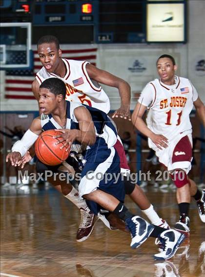 Thumbnail 2 in St. Joseph vs Hillhouse (CIAC LL Semifinal) photogallery.