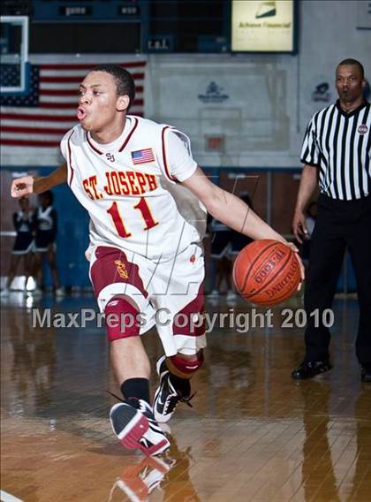 Thumbnail 2 in St. Joseph vs Hillhouse (CIAC LL Semifinal) photogallery.