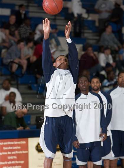 Thumbnail 2 in St. Joseph vs Hillhouse (CIAC LL Semifinal) photogallery.