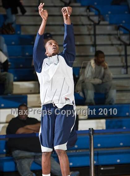 Thumbnail 1 in St. Joseph vs Hillhouse (CIAC LL Semifinal) photogallery.