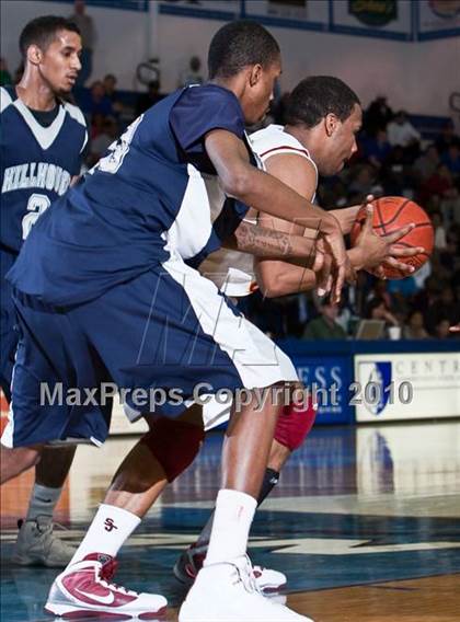 Thumbnail 1 in St. Joseph vs Hillhouse (CIAC LL Semifinal) photogallery.