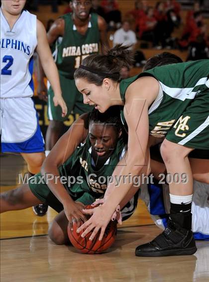Thumbnail 1 in Dana Hills vs. Mira Costa (Larry Doyle OC Championships) photogallery.