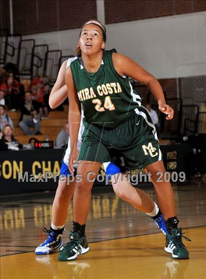 Thumbnail 2 in Dana Hills vs. Mira Costa (Larry Doyle OC Championships) photogallery.