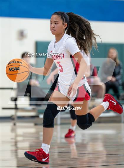 Thumbnail 3 in El Toro vs. University (West Coast Jamboree) photogallery.