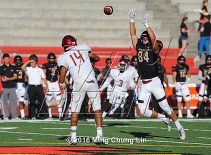 Thumbnail 2 in St. Joseph's Prep vs. Oaks Christian (Honor Bowl) photogallery.