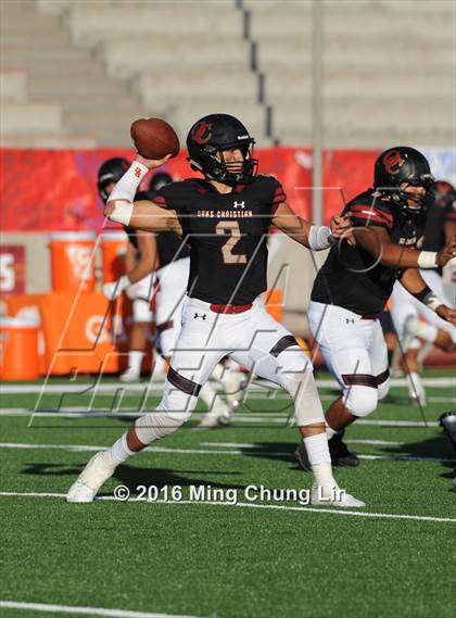 Thumbnail 3 in St. Joseph's Prep vs. Oaks Christian (Honor Bowl) photogallery.