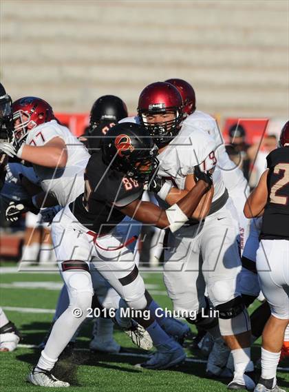 Thumbnail 1 in St. Joseph's Prep vs. Oaks Christian (Honor Bowl) photogallery.