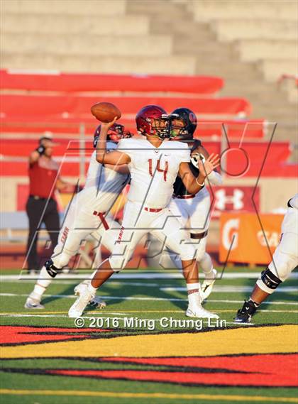 Thumbnail 1 in St. Joseph's Prep vs. Oaks Christian (Honor Bowl) photogallery.