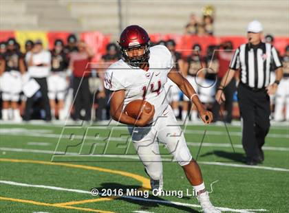 Thumbnail 3 in St. Joseph's Prep vs. Oaks Christian (Honor Bowl) photogallery.