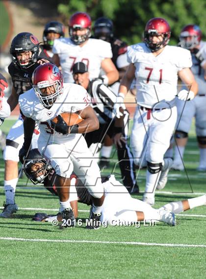 Thumbnail 3 in St. Joseph's Prep vs. Oaks Christian (Honor Bowl) photogallery.