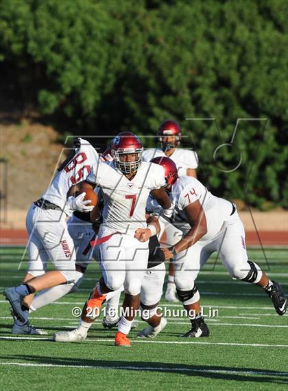 Thumbnail 2 in St. Joseph's Prep vs. Oaks Christian (Honor Bowl) photogallery.