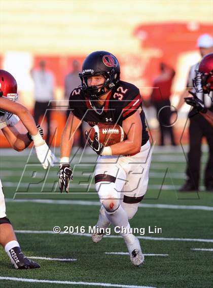 Thumbnail 3 in St. Joseph's Prep vs. Oaks Christian (Honor Bowl) photogallery.