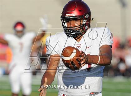 Thumbnail 3 in St. Joseph's Prep vs. Oaks Christian (Honor Bowl) photogallery.