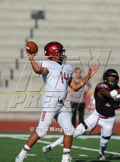 Thumbnail 3 in St. Joseph's Prep vs. Oaks Christian (Honor Bowl) photogallery.