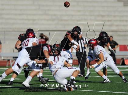 Thumbnail 2 in St. Joseph's Prep vs. Oaks Christian (Honor Bowl) photogallery.