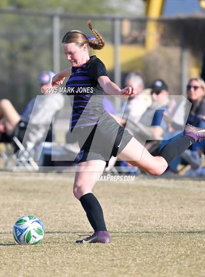 Thumbnail 3 in Coconino vs. Northwest Christian (Ben Franklin Winter Classic) photogallery.