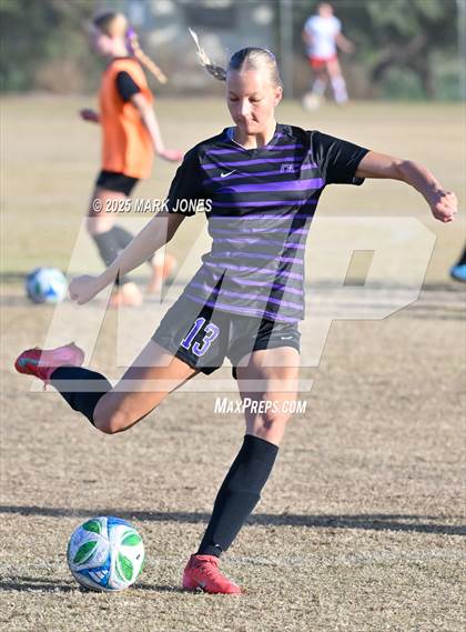 Thumbnail 3 in Coconino vs. Northwest Christian (Ben Franklin Winter Classic) photogallery.