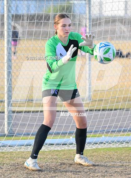Thumbnail 1 in Coconino vs. Northwest Christian (Ben Franklin Winter Classic) photogallery.