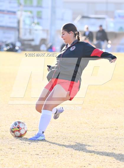 Thumbnail 3 in Coconino vs. Northwest Christian (Ben Franklin Winter Classic) photogallery.