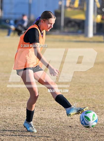 Thumbnail 3 in Coconino vs. Northwest Christian (Ben Franklin Winter Classic) photogallery.