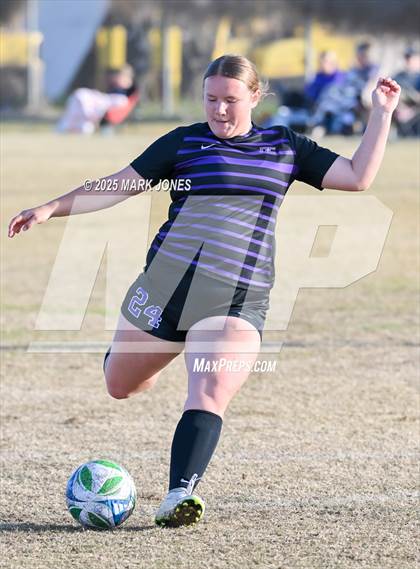 Thumbnail 3 in Coconino vs. Northwest Christian (Ben Franklin Winter Classic) photogallery.