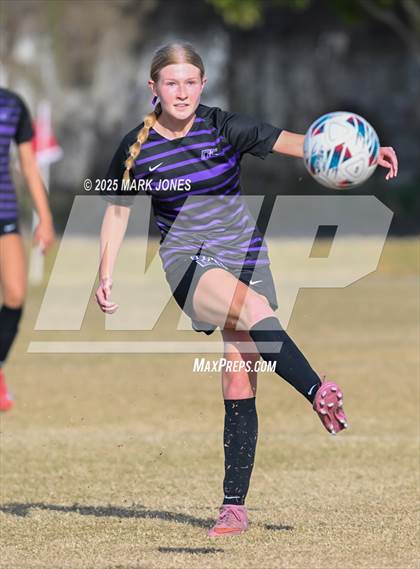 Thumbnail 2 in Coconino vs. Northwest Christian (Ben Franklin Winter Classic) photogallery.