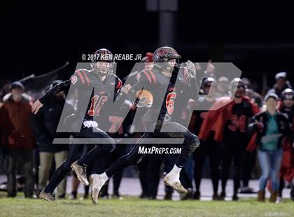 Thumbnail 2 in Cambria Heights @ Ligonier Valley (PIAA District 6 Class 2A Semifinal) photogallery.