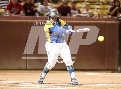 Thumbnail 2 in Sahuarita vs. Winslow (AIA 3A Final) photogallery.