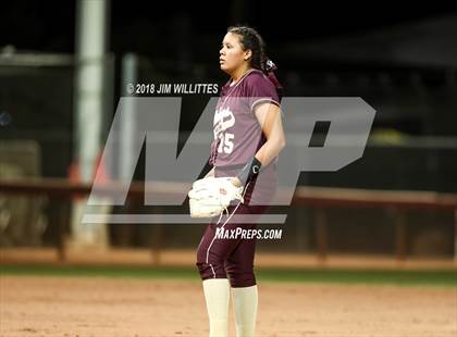 Thumbnail 2 in Sahuarita vs. Winslow (AIA 3A Final) photogallery.