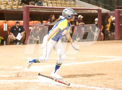 Thumbnail 2 in Sahuarita vs. Winslow (AIA 3A Final) photogallery.