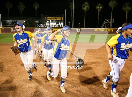 Thumbnail 2 in Sahuarita vs. Winslow (AIA 3A Final) photogallery.