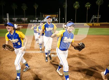 Thumbnail 3 in Sahuarita vs. Winslow (AIA 3A Final) photogallery.