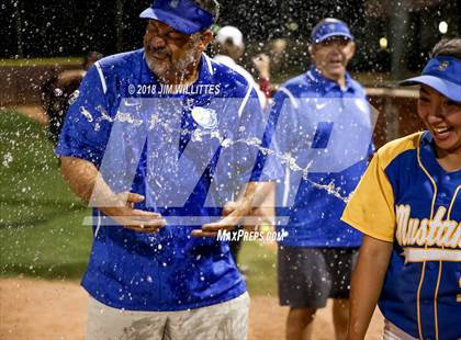Thumbnail 3 in Sahuarita vs. Winslow (AIA 3A Final) photogallery.