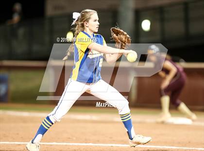 Thumbnail 1 in Sahuarita vs. Winslow (AIA 3A Final) photogallery.
