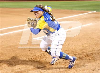 Thumbnail 1 in Sahuarita vs. Winslow (AIA 3A Final) photogallery.