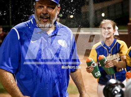 Thumbnail 1 in Sahuarita vs. Winslow (AIA 3A Final) photogallery.