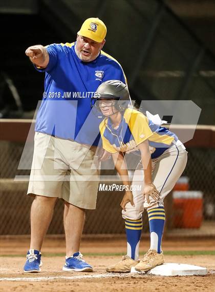 Thumbnail 3 in Sahuarita vs. Winslow (AIA 3A Final) photogallery.