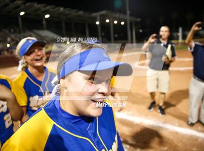 Thumbnail 1 in Sahuarita vs. Winslow (AIA 3A Final) photogallery.