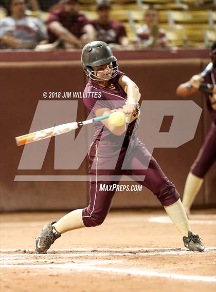 Thumbnail 2 in Sahuarita vs. Winslow (AIA 3A Final) photogallery.