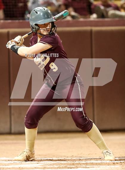 Thumbnail 1 in Sahuarita vs. Winslow (AIA 3A Final) photogallery.