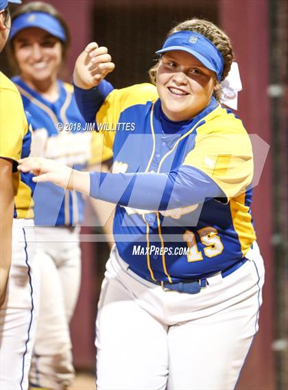 Thumbnail 3 in Sahuarita vs. Winslow (AIA 3A Final) photogallery.