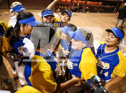 Thumbnail 2 in Sahuarita vs. Winslow (AIA 3A Final) photogallery.