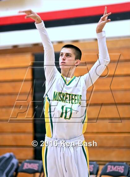 Thumbnail 2 in Camarillo vs. Moorpark photogallery.
